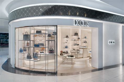 dior at dubai airport|dior dubai online.